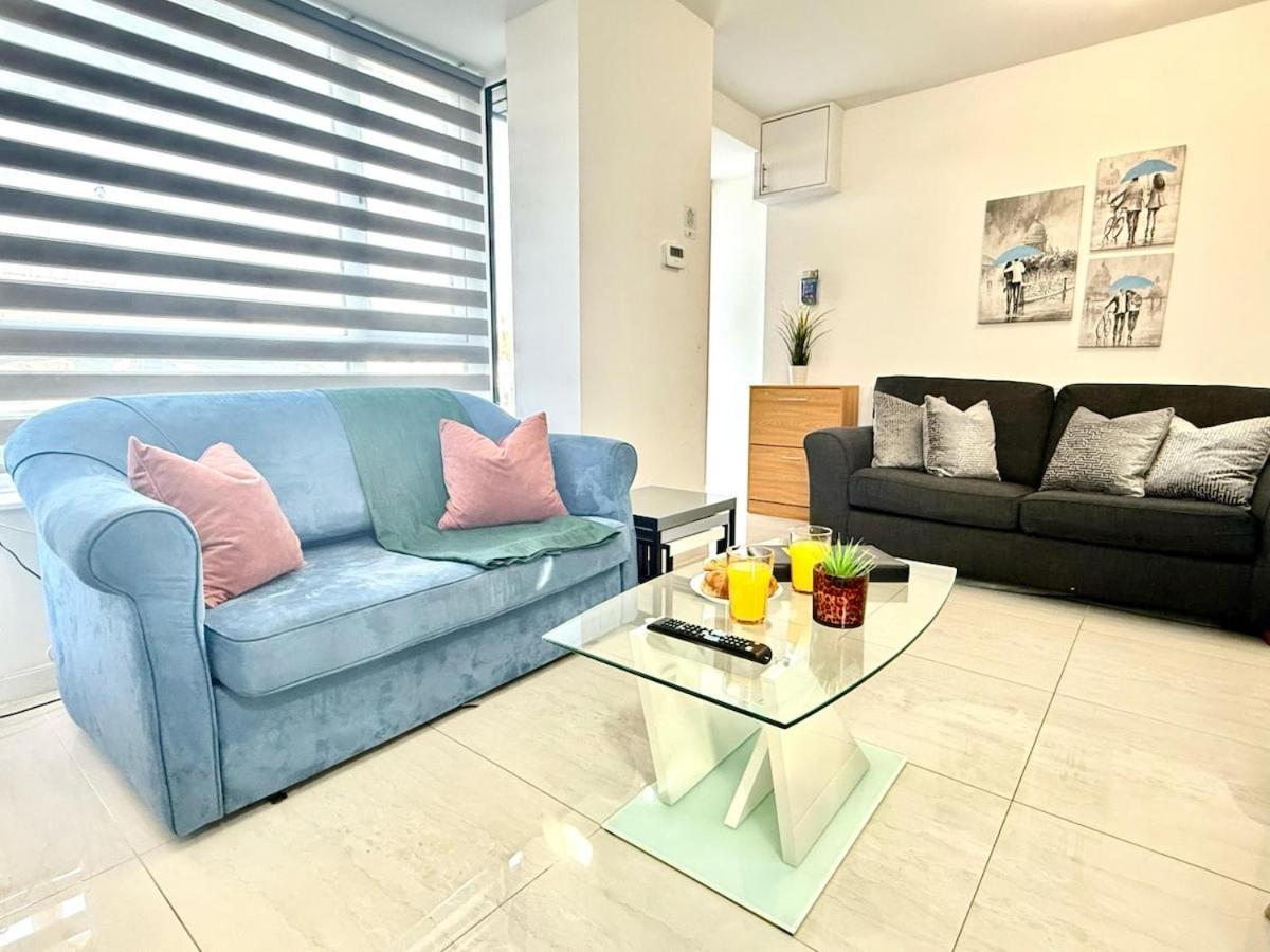 Walnut Luxurious 2-Bedroom With Ensuite - Parking, Netflix, Wifi - Close To Oxford, Bicester & Blenheim Palace Kidlington Buitenkant foto